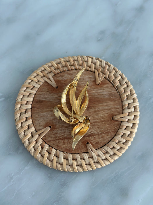 Gold Curled Leaf Brooch