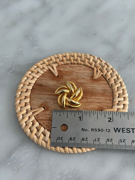 Gold Mini Starburst Brooch