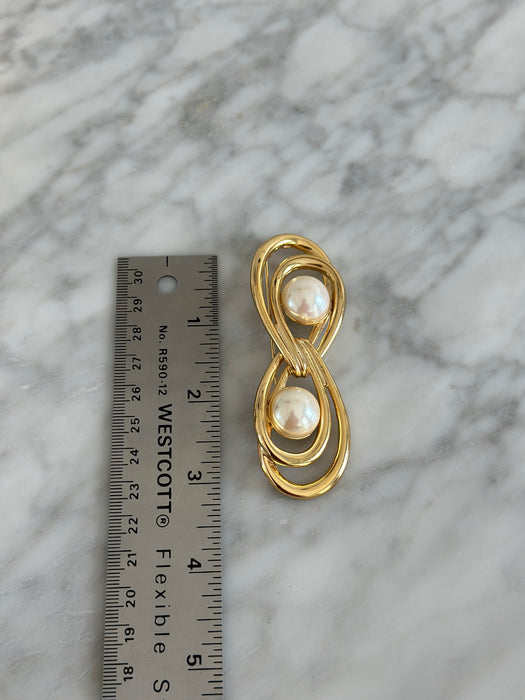 Gold Duo Pearl Twist Brooch