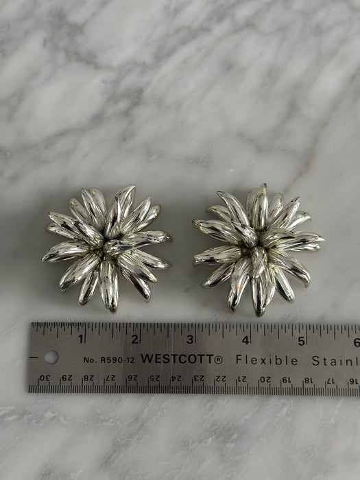 Vintage Starburst Clip-On