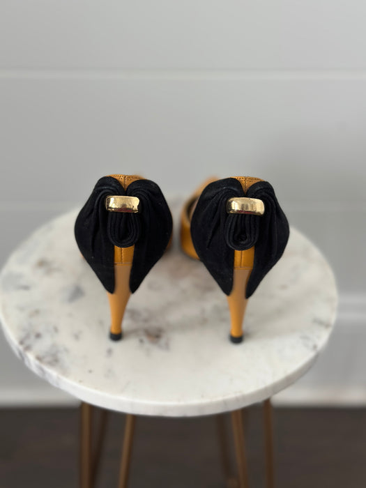 1980s Bumble Bee Pumps